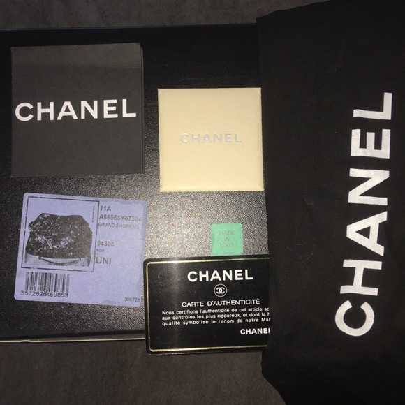 ❤️CHANEL❤️-On Hold - Picture 8 of 15